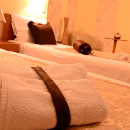 Hotel Pine Скопье Номер фото
