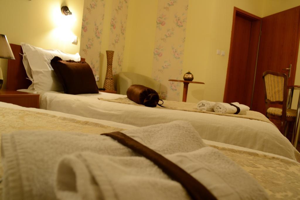 Hotel Pine Скопье Номер фото